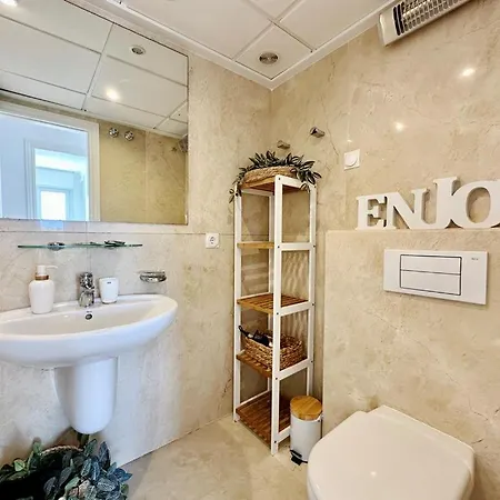 Apartment Atico Frontal Al Mar Con Piscina Privada By Homeprive