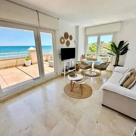 Atico Frontal Al Mar Con Piscina Privada By Homeprive Apartament Denia