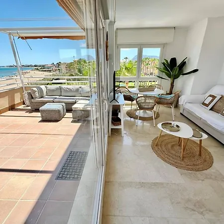 Atico Frontal Al Mar Con Piscina Privada By Homeprive
