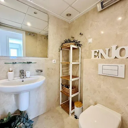 Atico Frontal Al Mar Con Piscina Privada By Homeprive Apartament Denia