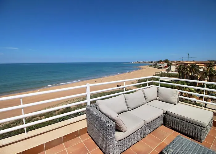 Apartamento ático Frontal Al Mar Con Piscina Privada By Homeprive Dénia