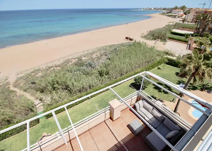 ático Frontal Al Mar Con Piscina Privada By Homeprive