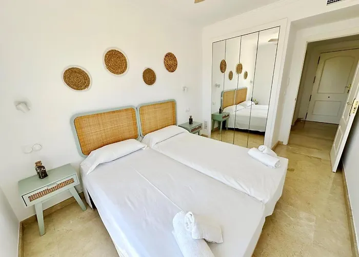 Apartamento ático Frontal Al Mar Con Piscina Privada By Homeprive