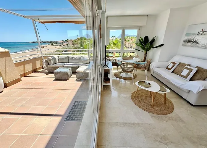 ático Frontal Al Mar Con Piscina Privada By Homeprive *