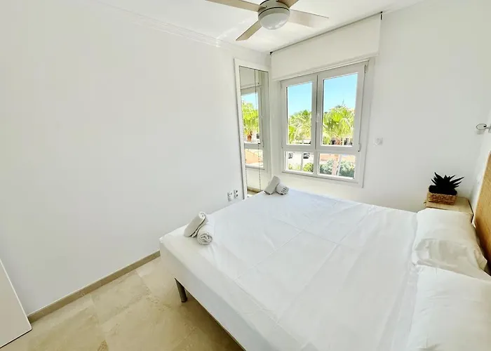 Apartamento ático Frontal Al Mar Con Piscina Privada By Homeprive