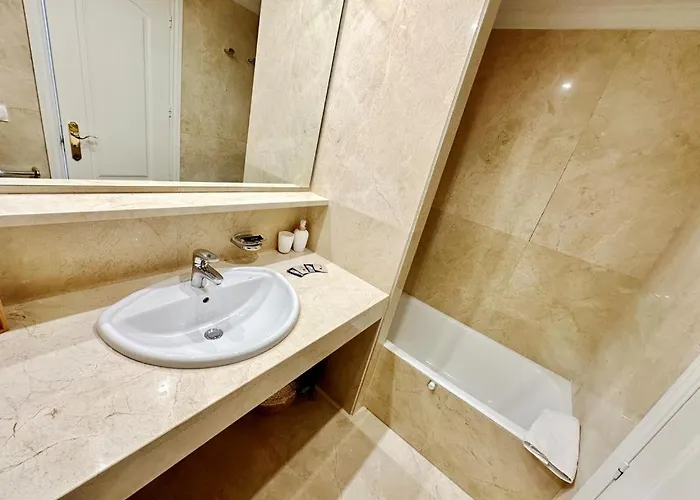 Apartamento ático Frontal Al Mar Con Piscina Privada By Homeprive Dénia